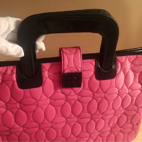 Chelsey Henry Computer Case - Picture 12 of 12